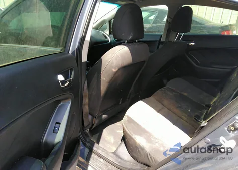 2015 Kia Forte Ex z USA, uszkodzony, nr VIN KNAFX4A88F5348431